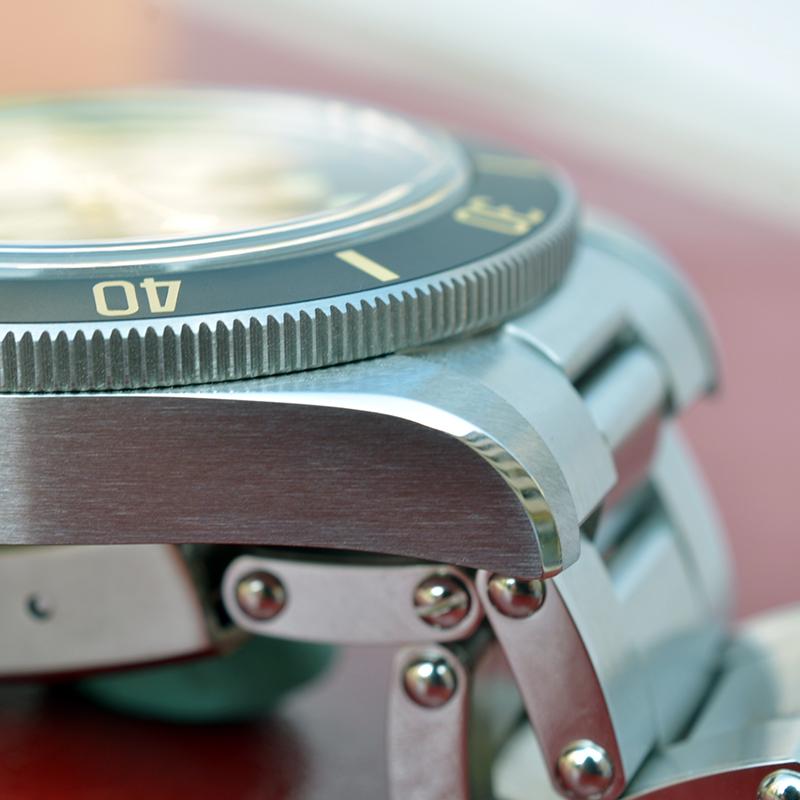 Oct008 39mm Rivet Bracelet BB58 Homage Diver Watches